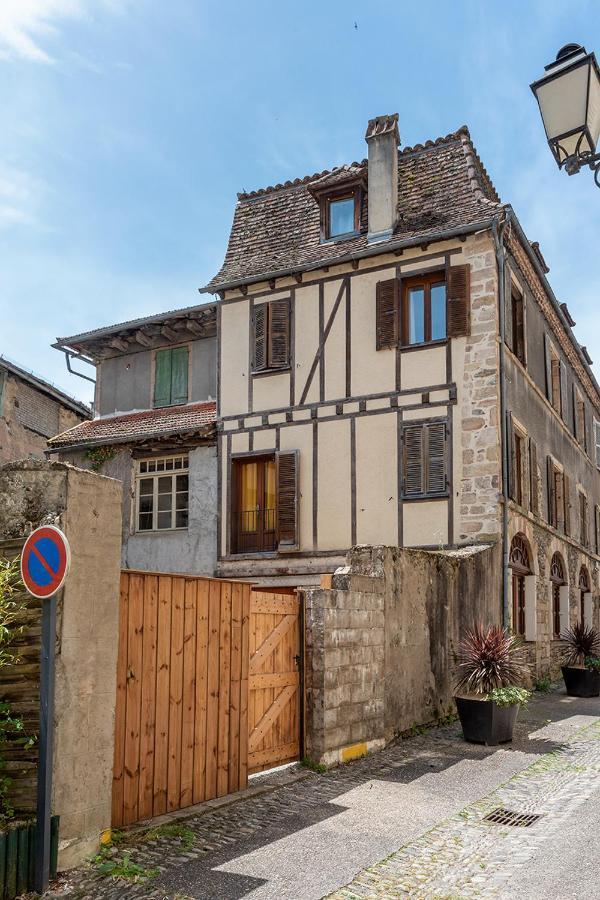 Logis Face A L'Abbatiale Lejlighed Beaulieu-sur-Dordogne Eksteriør billede