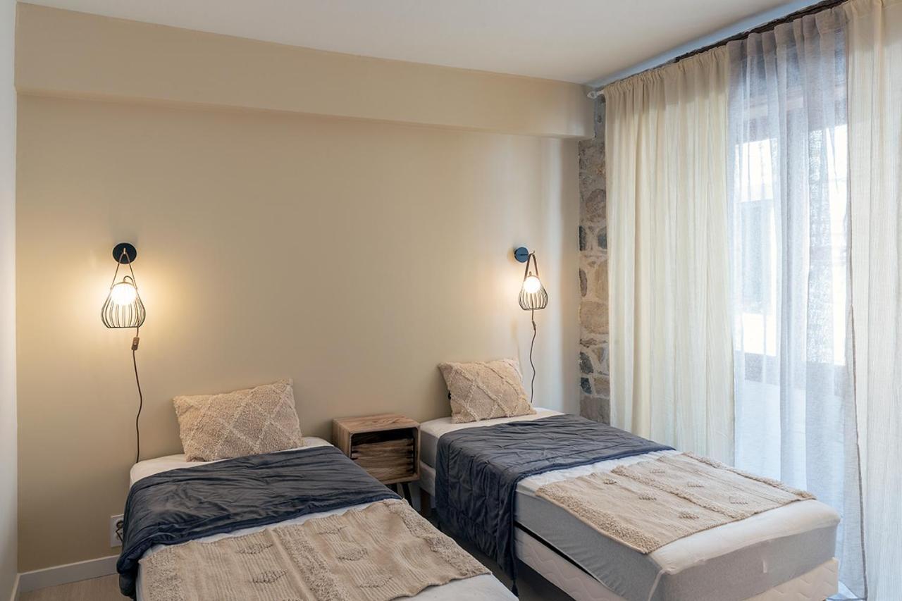 Logis Face A L'Abbatiale Lejlighed Beaulieu-sur-Dordogne Eksteriør billede
